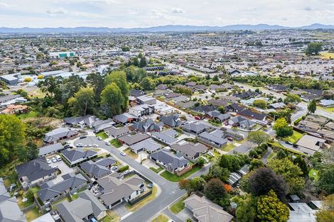 Photo of property in 2 Oderings Place, Huntington, Hamilton, 3210