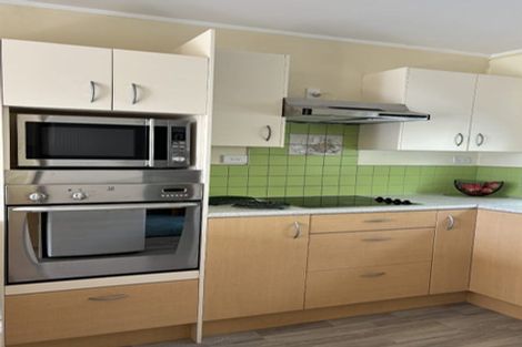 Photo of property in 2/28 Waiau Street, Torbay, Auckland, 0630