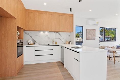 Photo of property in 11 Glenfinn Place, Massey, Auckland, 0614