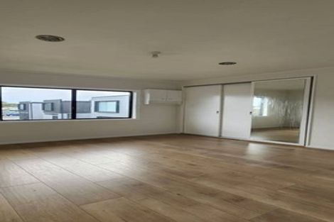 Photo of property in 38 Kenderdine Road, Papatoetoe, Auckland, 2025