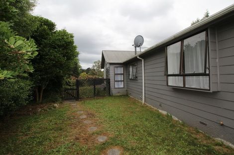 Photo of property in 14 Chaucer Place, Owhata, Rotorua, 3010