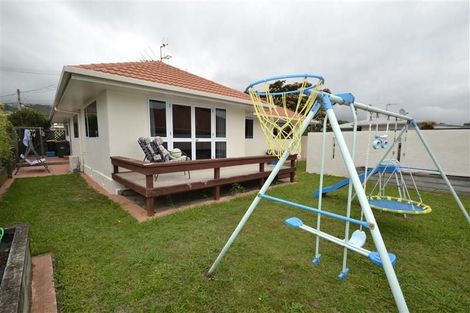 Photo of property in 32 Neale Avenue, Stoke, Nelson, 7011