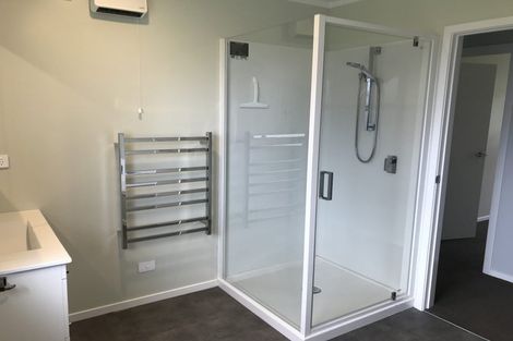 Photo of property in 2 Ataahua Place, Featherston, 5710