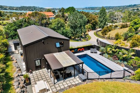 Photo of property in 2 Cambridge Lane, Mangawhai, 0505