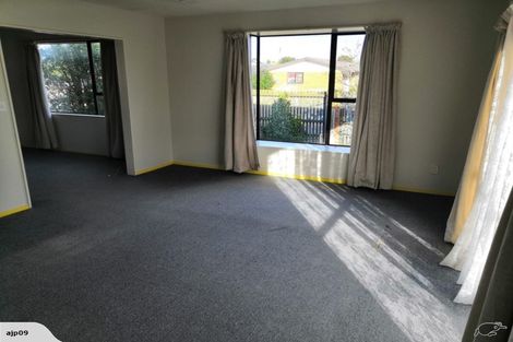 Photo of property in 2/42 Wilson Street, Islington, Christchurch, 8042
