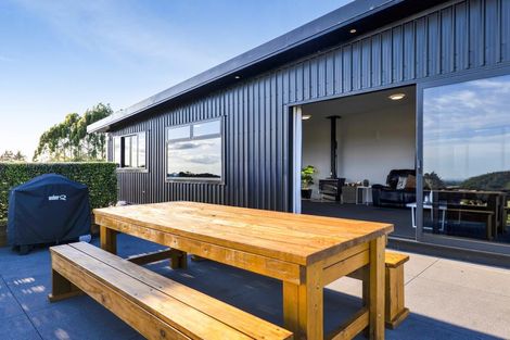 Photo of property in 1202 Frankley Road, Hurworth, New Plymouth, 4371