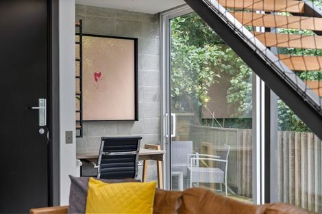 Photo of property in 64a Orangi Kaupapa Road, Northland, Wellington, 6012