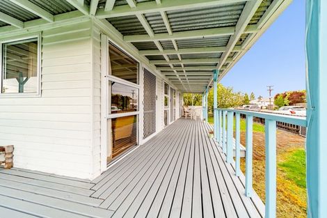 Photo of property in 50 Bibby Street, Waipawa, 4210