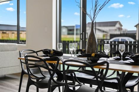 Photo of property in 8 Guillaume Street, Chartwell, Hamilton, 3210