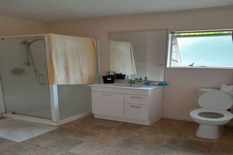 Photo of property in 4 Cable Bay Block Road, Cable Bay, 0420