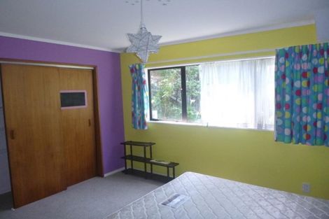 Photo of property in 6 Matuhi Street, Tirohanga, Lower Hutt, 5010