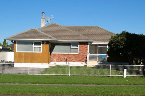 Photo of property in 100 Buckland Road, Mangere East, Auckland, 2024