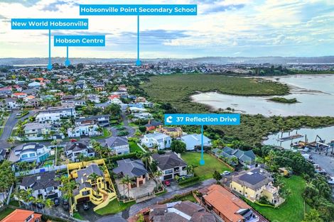 Photo of property in 37 Reflection Drive, West Harbour, Auckland, 0618