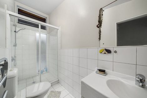 Photo of property in 16 Falla Street, Paraparaumu Beach, Paraparaumu, 5032