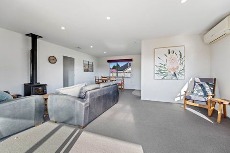 Photo of property in 10 Ngahana Place, Turangi, 3334