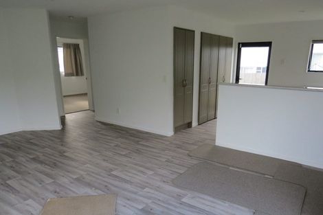 Photo of property in 141a-d Bedford Street, Cannons Creek, Porirua, 5024