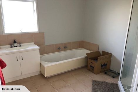 Photo of property in 23 Forsyth Street, St Andrews, Hamilton, 3200