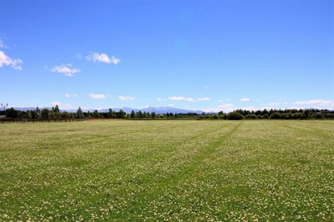 Photo of property in 17 Mulholland Drive, Darfield, 7571