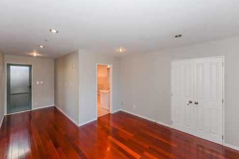 Photo of property in 76 Medallion Drive, Oteha, Auckland, 0632