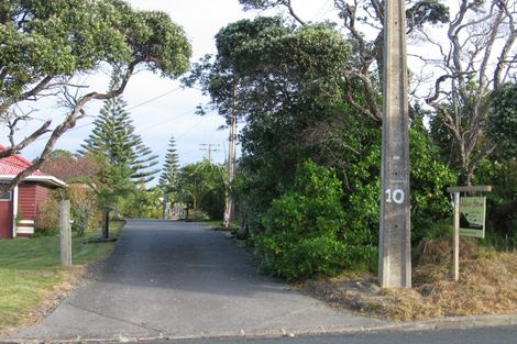 Photo of property in 10 Totara Road, Leigh, 0985