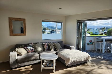 Photo of property in 306 Ocean Road, Whangamata, 3620