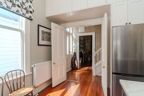 Photo of property in 100 Rintoul Street, Newtown, Wellington, 6021