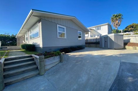 Photo of property in 16a Walbrook Road, Manly, Whangaparaoa, 0930