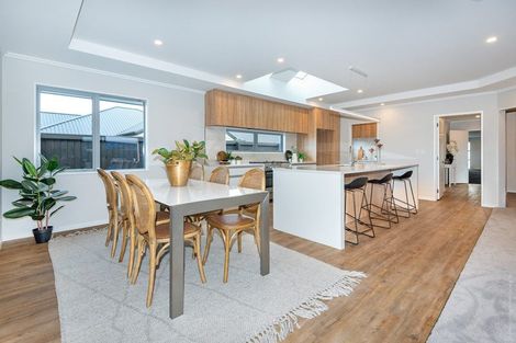 Photo of property in 21 Ridgeland Way, West Melton, 7618