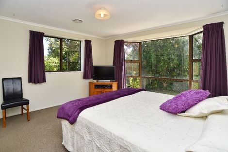 Photo of property in 11 Sunbeam Place, Halswell, Christchurch, 8025