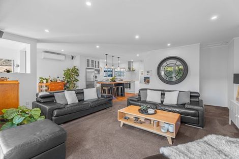 Photo of property in 1/18 Davita Place, Farm Cove, Auckland, 2012