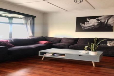 Photo of property in 290 Devon Street West, New Plymouth, 4310