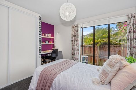 Photo of property in 83 Staveley Street, Avonhead, Christchurch, 8042