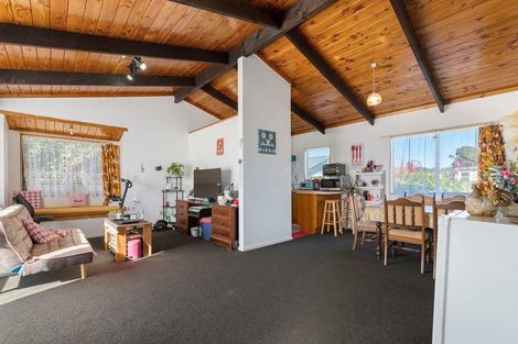 Photo of property in 12b Robertson Street, Glenholme, Rotorua, 3010