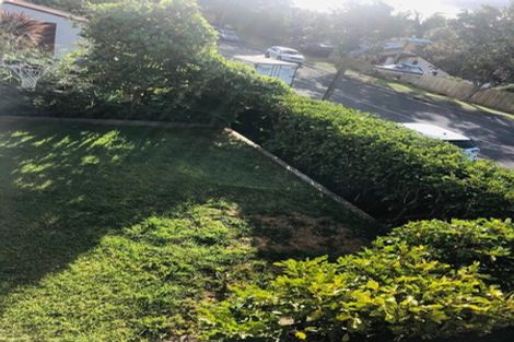 Photo of property in 1/111 Spinella Drive, Bayview, Auckland, 0629