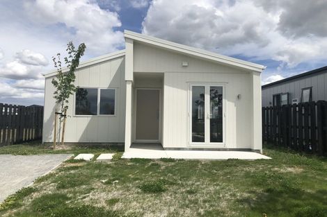 Photo of property in 5 Rahui Street, Strathmore Park, Wellington, 6022