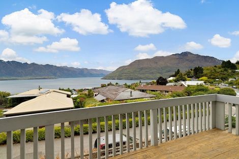 Photo of property in 36b Avalon Crescent, Fernhill, Queenstown, 9300