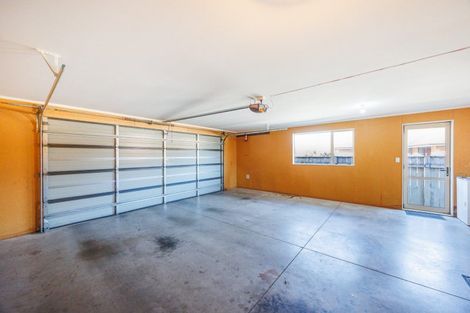 Photo of property in 21 Cleveland Heights, Kelvin Grove, Palmerston North, 4414