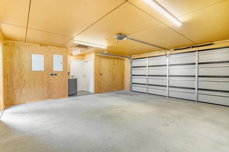 Photo of property in 33 Home Street, Winton, 9720