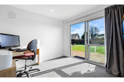 Photo of property in 5 Colchester Place, Templeton, Christchurch, 8042