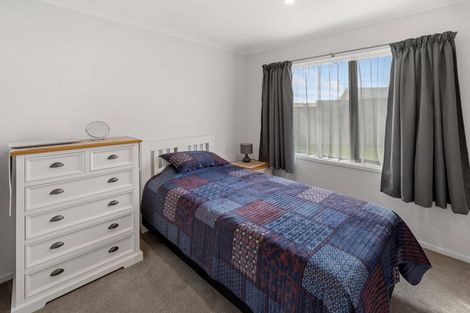 Photo of property in 28 Magnolia Crescent, Tawhero, Whanganui, 4501