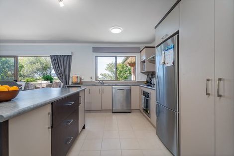 Photo of property in 48 Carina Way, Whitianga, 3510