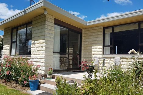 Photo of property in 136 Queen Street, Waimate, 7924