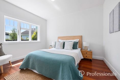 Photo of property in 1-2/6a Pohutukawa Street, Woburn, Lower Hutt, 5010