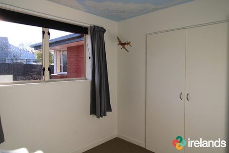 Photo of property in 15a Coppell Place, Hillmorton, Christchurch, 8025