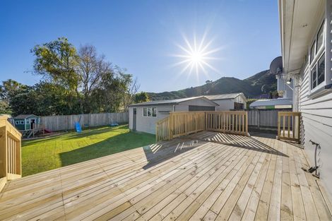 Photo of property in 27 Rimu Street, Naenae, Lower Hutt, 5011