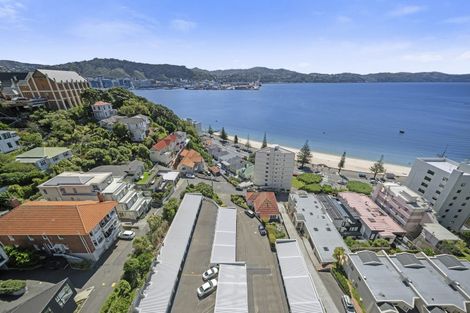 Photo of property in Jerningham Apartments, 20 Oriental Terrace, Oriental Bay, Wellington, 6011