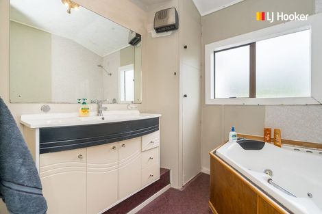 Photo of property in 15 Font Street, Kaikorai, Dunedin, 9010