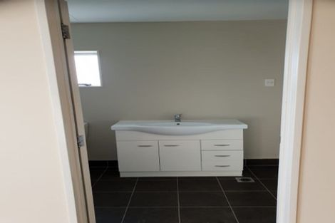 Photo of property in 133g Parkhurst Road, Parakai, 0830