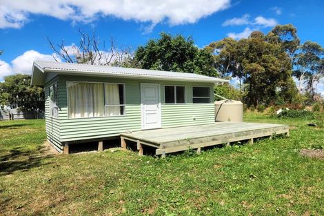 Photo of property in 11 Alexander Street, Ohingaiti, Kimbolton, 4785