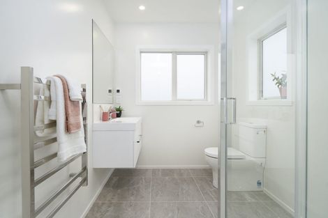 Photo of property in 1 Pine Hill Rise, Glenside, Wellington, 6037